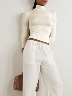 Eterne modal long sleeve fitted turtleneck top NWT